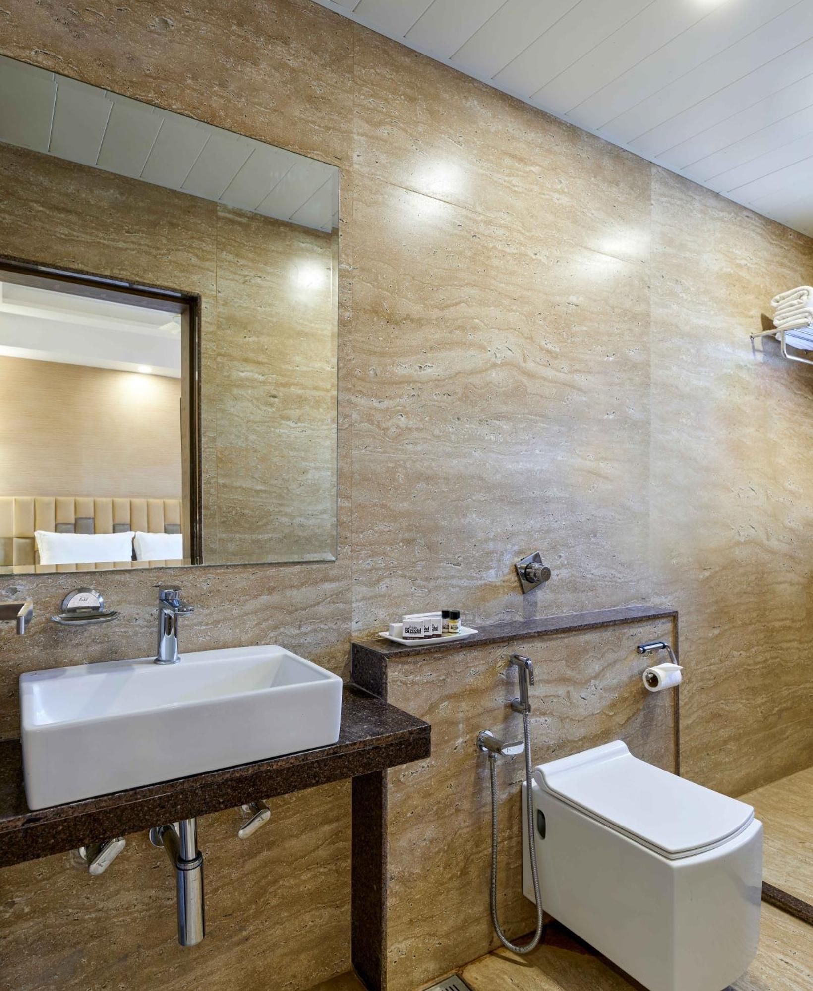 Pride Biznotel Sasan Gir Ngoại thất bức ảnh